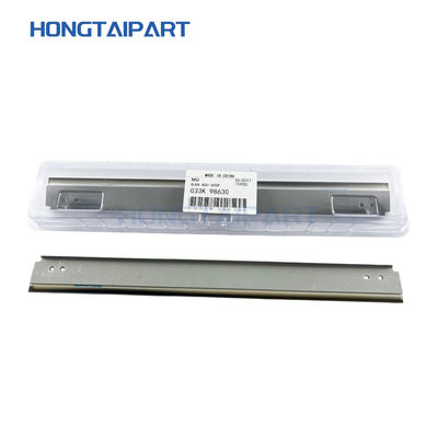 comprare OEM 2 ° BTR Transfer Belt Cleaning Blade 033K98630 033K96890 607K04292 607K04291 607K04293 859K07313 per Xerox DC V80 V180 V2100 V3100 Copiatore IBT Belt Cleaner Blade fabbricazione online